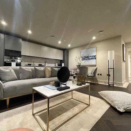 Sophisticated 1Br, 1 Ba Chigwell Designer Flat Chcl F2 Apartment Екстериор снимка