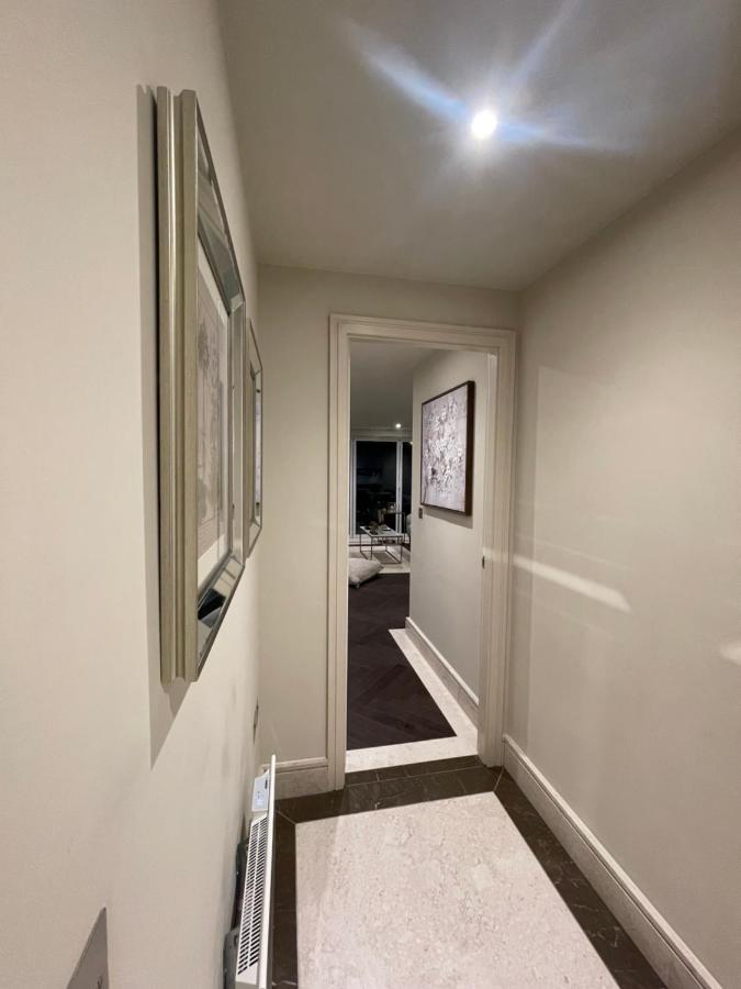 Sophisticated 1Br, 1 Ba Chigwell Designer Flat Chcl F2 Apartment Екстериор снимка